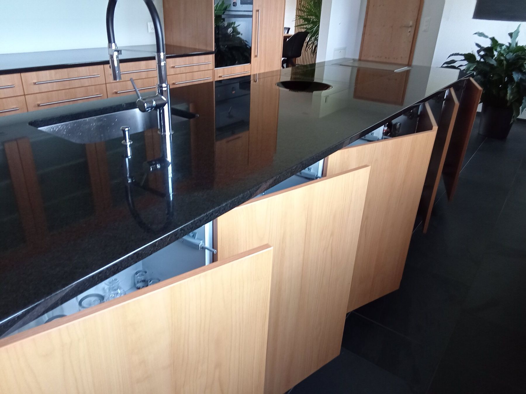 Cucine complete: Gepflegte Elbau-Küche – Usato da Oberhelfenschwil venduto da sib_nn6n 5