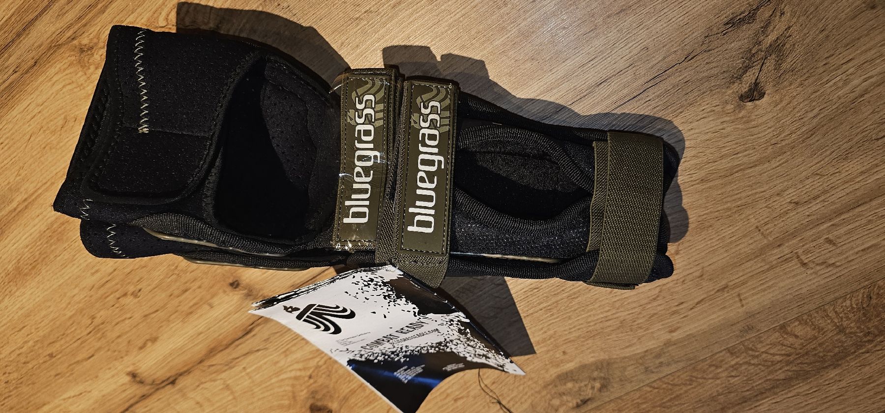 Protections: Bluegrass Grizzly Lite Protektor Set Grösse L – Neuf avec emballage d'origine à Müntschemier par Nacc90 2