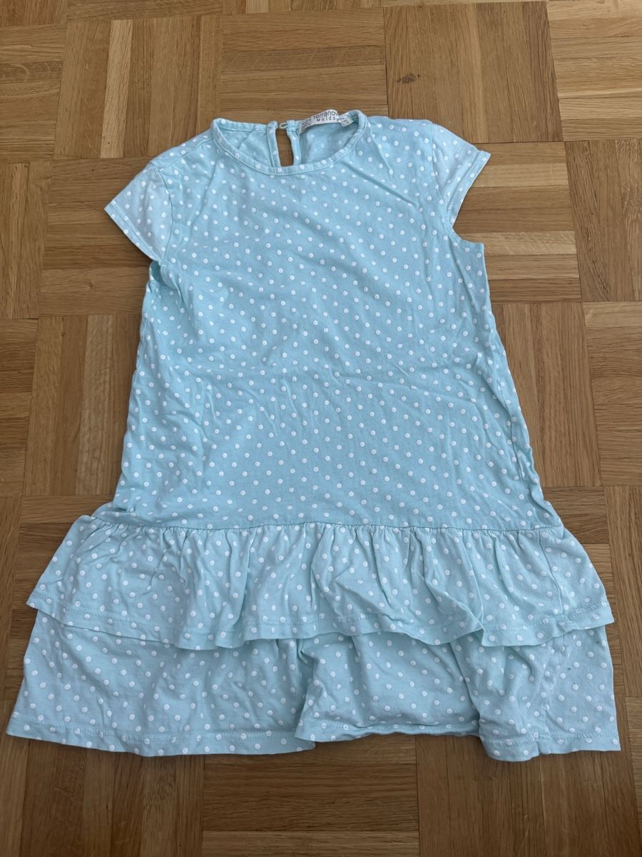 Blouses, T-shirts & Tops: Kinder T-Shirt, Gr. 108 – D'occasion à Kilchberg ZH par Von_dutch