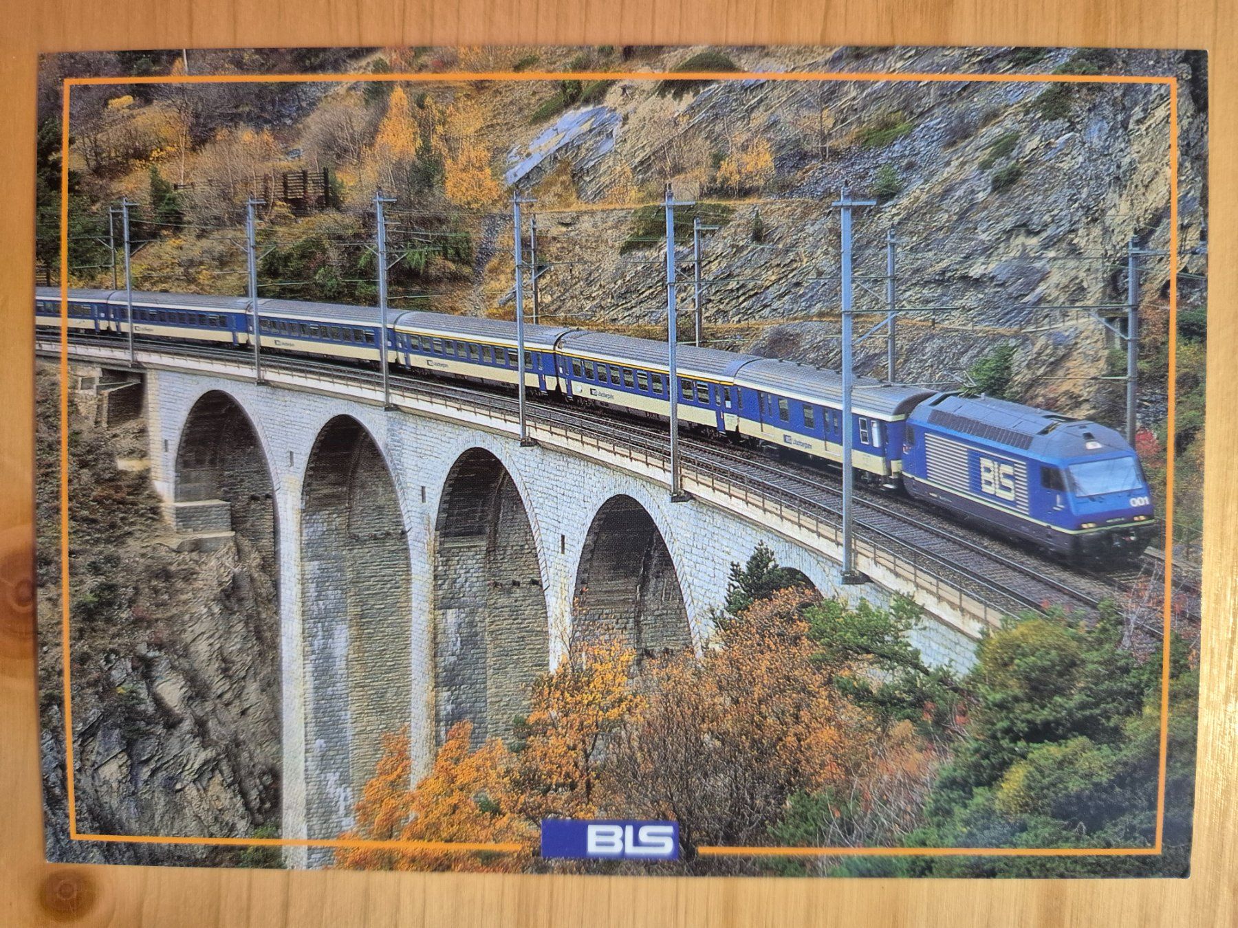 Cartoline postali: BLS : Luogelkinviadukt - Re 465 & EW IV – Nuovo (secondo la descrizione) da St-Léonard venduto da thipif