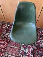 Eames / Herman Miller Fieberglas Stuhl Vintage