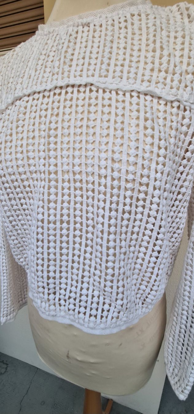Top: Crop top en coton taille S – Usato da Genève venduto da Saleena 1