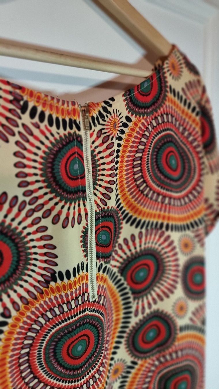 Vestiti: 🌺Kleid Größe 38-40🌺 – Usato da Wald ZH venduto da CapLux 3
