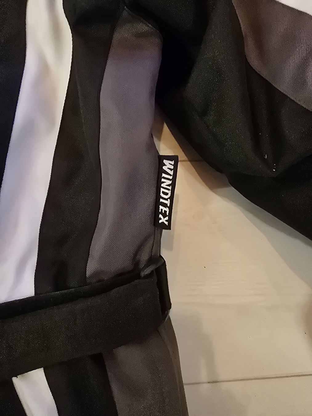 Giacche: Mozorradjacke Grösse XL – Usato da Oberkirch LU venduto da Guezlibox 7