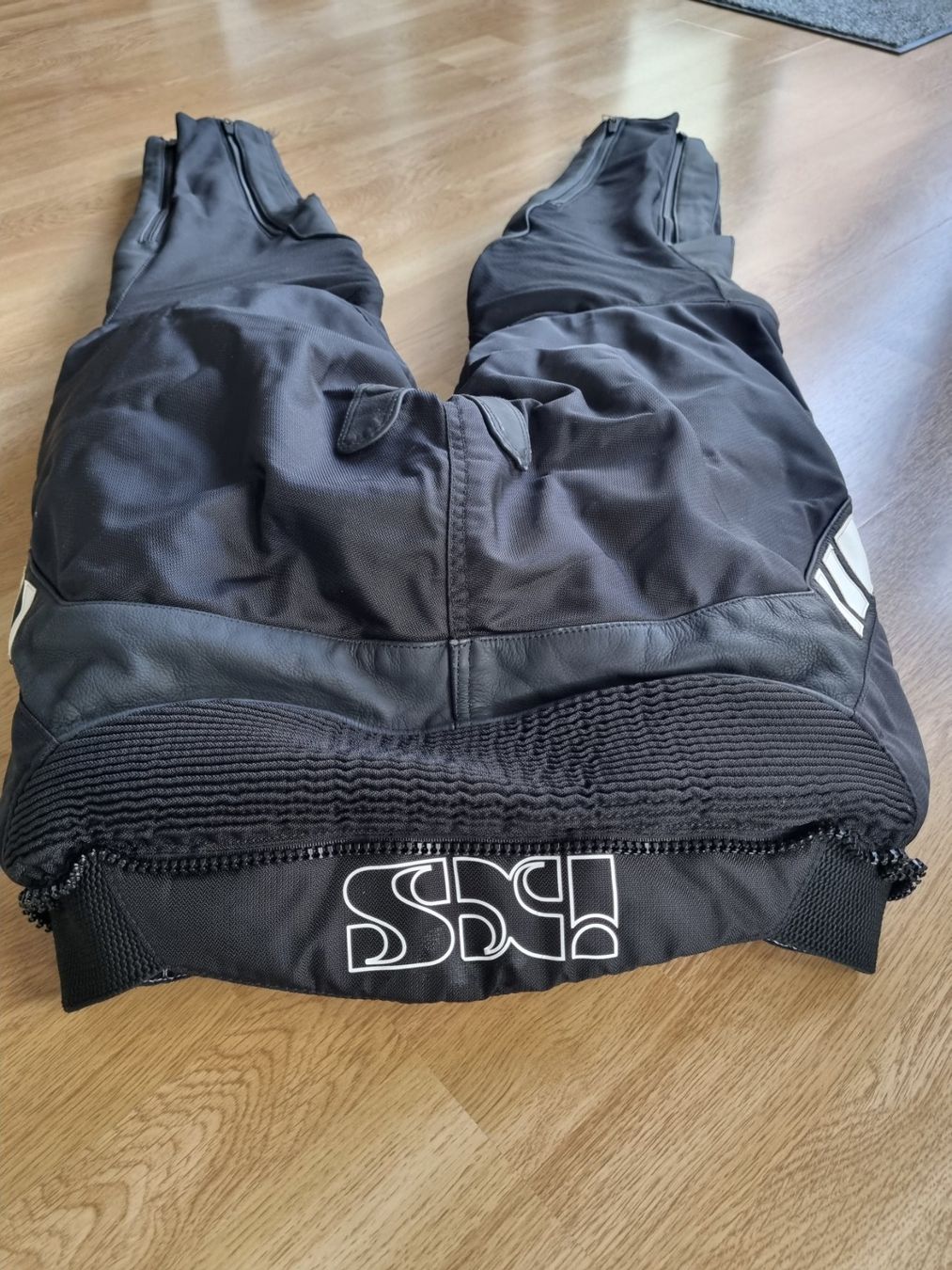 IXS Hosen: IXS RS-500 1.0 Motorrad Leder- / Textilhose – Gebraucht aus Unterägeri von MvRick 2