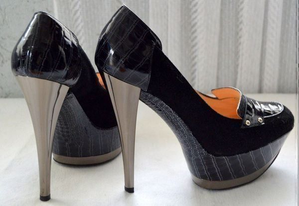 Casadei Scarpe da donna: Casadei Platform Pumps .38 – Usato da Collonges venduto da Auganien 3