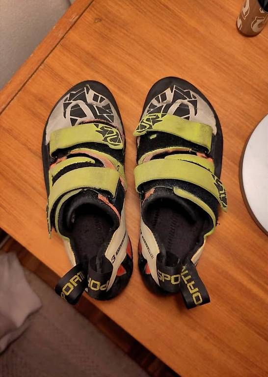 La Sportiva Scarpe da uomo: Chaussons d'escalade, 38 – Usato da Lausanne venduto da Cyril_000