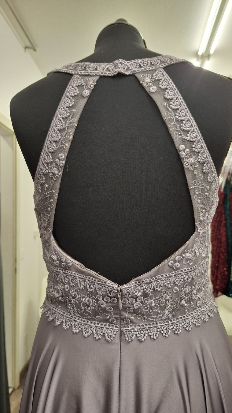 Kleider: Abendkleid Grey lila – Neu (gemäss Beschreibung) aus Uster von VMT. 4