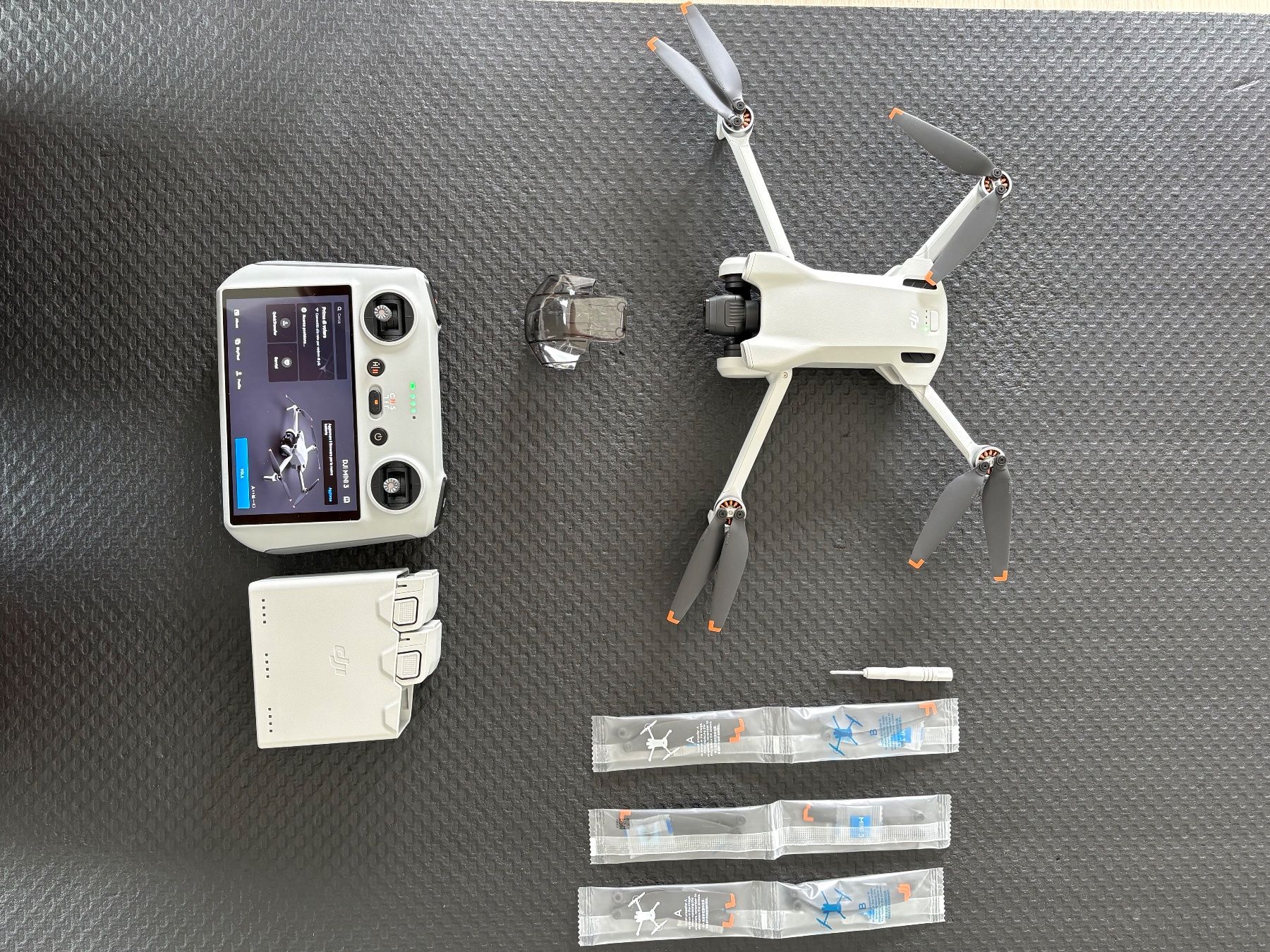 DJI Modellismo RC: DJI MINI 3 FLY COMBO – Usato da Thônex venduto da far_t7tx 3