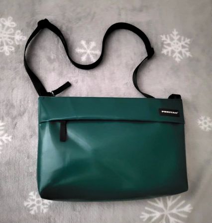 NEU-ZUSTAND Freitag Lou F553 / OPALGRÜN / NEU-ZUSTAND / TOP!