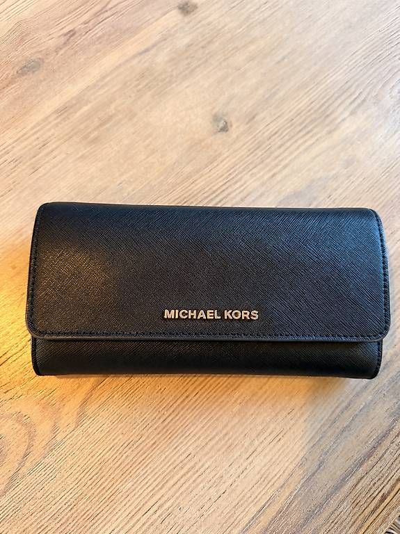 Portemonnaies: Michael Kors Wallet (Schwarz / Gold) – D'occasion à Wallisellen par Fidhof