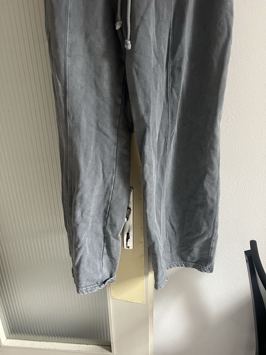 Zara Pantaloni: Zara Jogginghose grau Grösse M – Nuovo (secondo la descrizione) da Kirchberg BE venduto da lea_kb6y 3