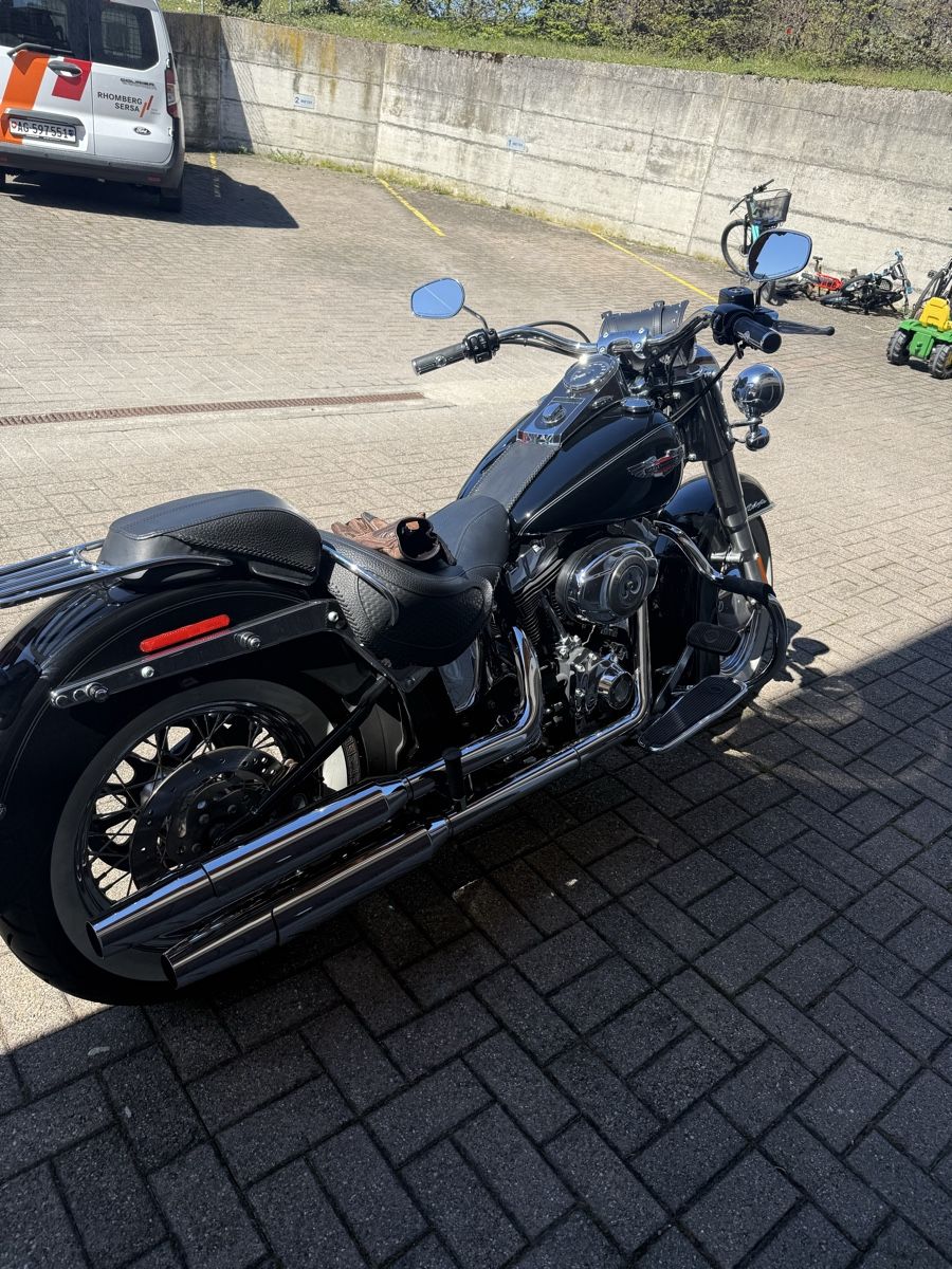 Harley-Davidson Chopper: Wunderschöne Harley mit fast keinen Km! – Usato da Reinach AG venduto da Muni-Res 2