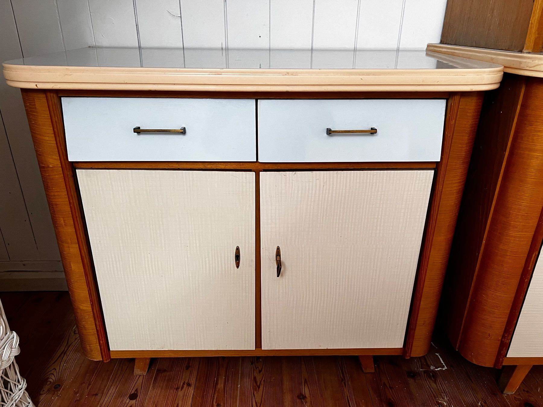 Credenze: 50er Büffet mit Kommode/Sideboard / Vintage Schrank – Usato da Rothrist venduto da Semeraro_2604 1