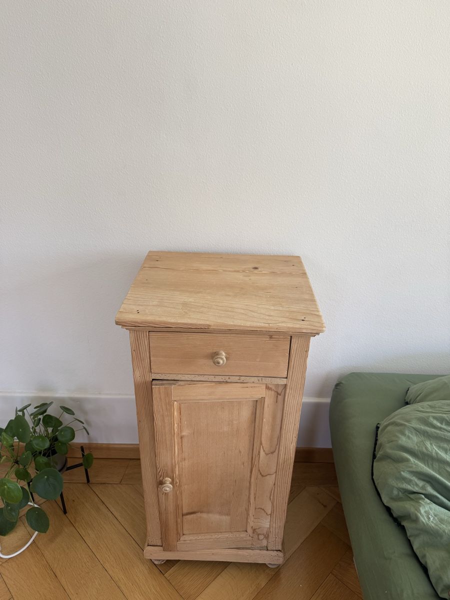 Tables de nuit: 2 Holznachttische – D'occasion à Bern par Meyerl1