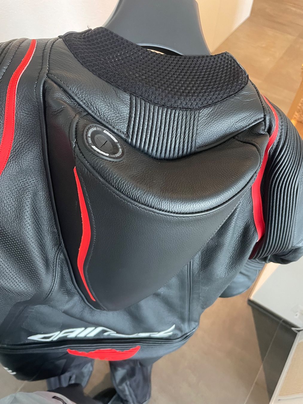 Dainese Anzüge: Dainese Laguna Seca – Neu (gemäss Beschreibung) aus Hünenberg See von Leo_MS24 5