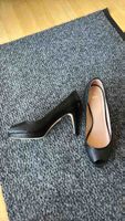 Hugo Boss Peep Toe Pumps schwarz wie neu