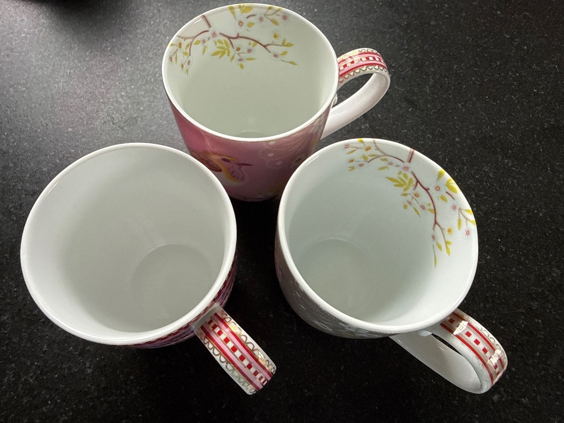 Pip Studio Tazze: 3 grosse PiP Studio Tassen – Usato da St Gallen venduto da mayerka 1