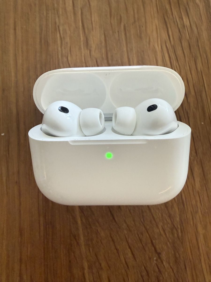 Apple Kopfhörer: Apple AirPods Pro 3 Gen – Neu (gemäss Beschreibung) aus Zürich von Daria_Step