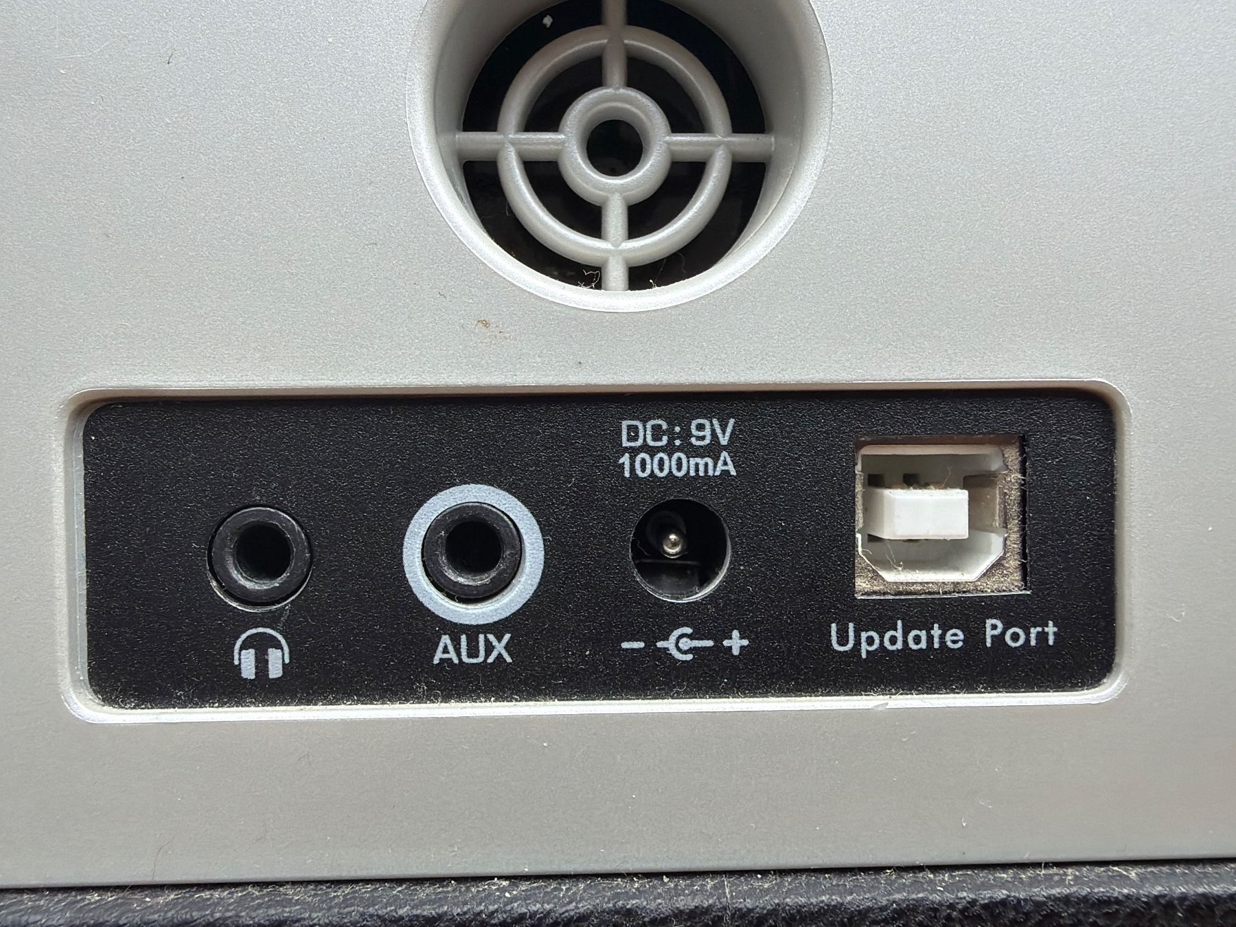 Radio: Radio IRC DAB/DAB+, FM - Top Zustand! – Usato da Thun venduto da BanjoDan 5