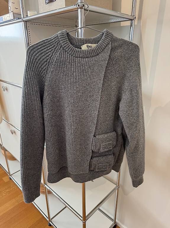 Fendi Maglioni & Felpe: FENDI PULLOVER BAGUETTE – Nuovo (secondo la descrizione) da Schwyz venduto da bofb 2