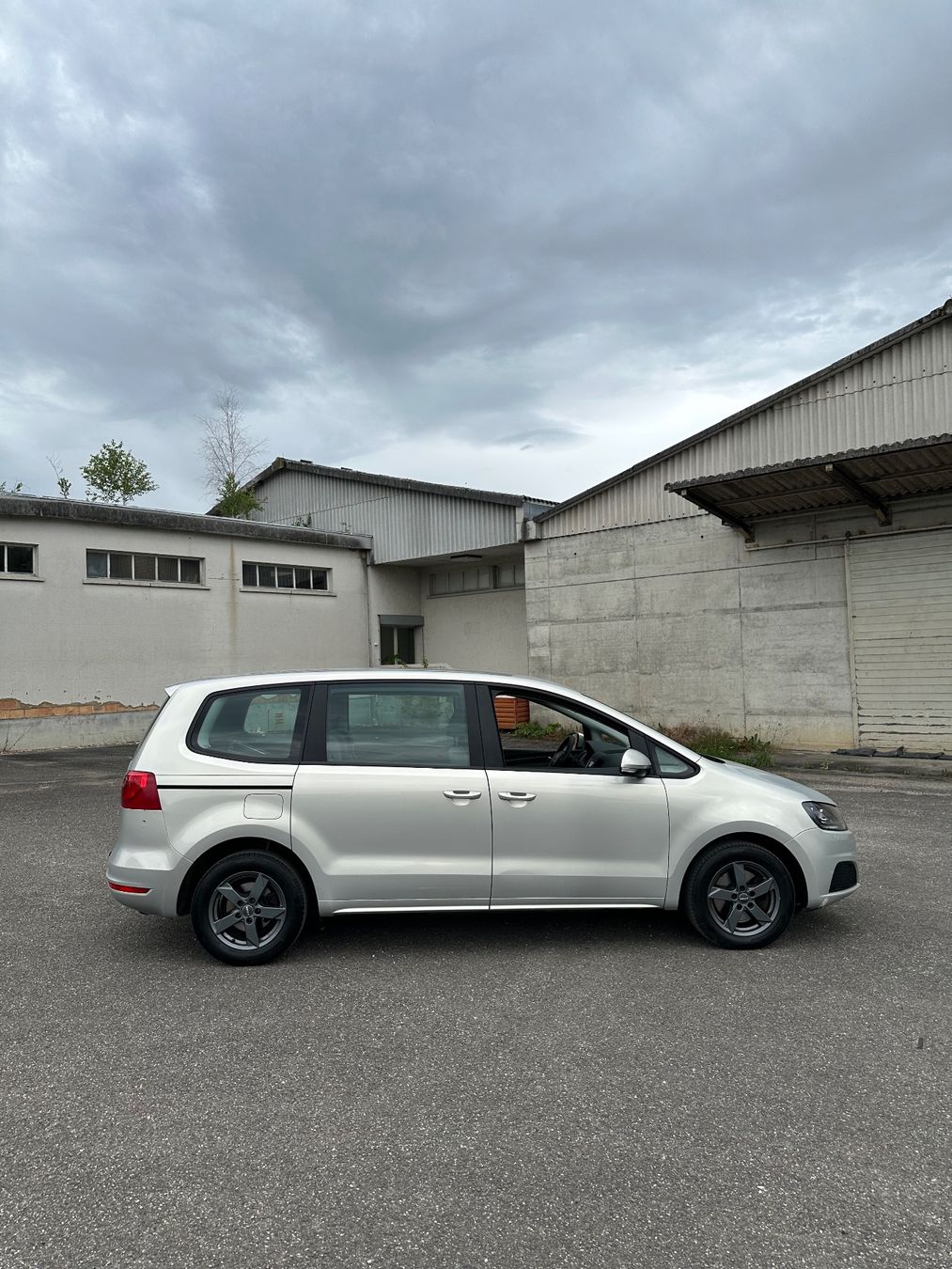 Seat Automobili: Seat Alhambra frisch ab MFK – Usato da Grenchen venduto da TopOcc01 1