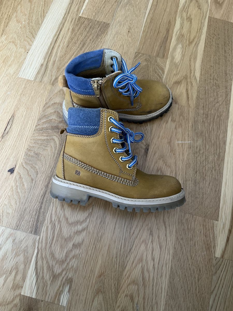 Elefanten Schuhe für Jungen: Stieffeleten für Kinder – Gebraucht aus Zürich von Dita06 1