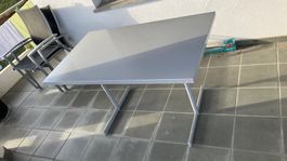 Gartentisch Schaffner grau Metall, guter Zustand