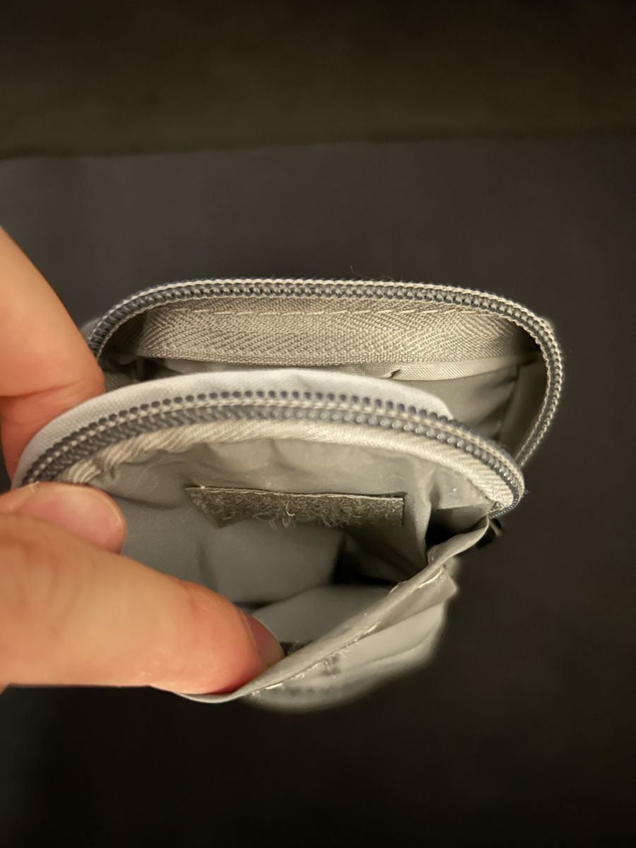Borse: Running Armbag – Nuovo (secondo la descrizione) da Emmen venduto da shi_l2g8 5