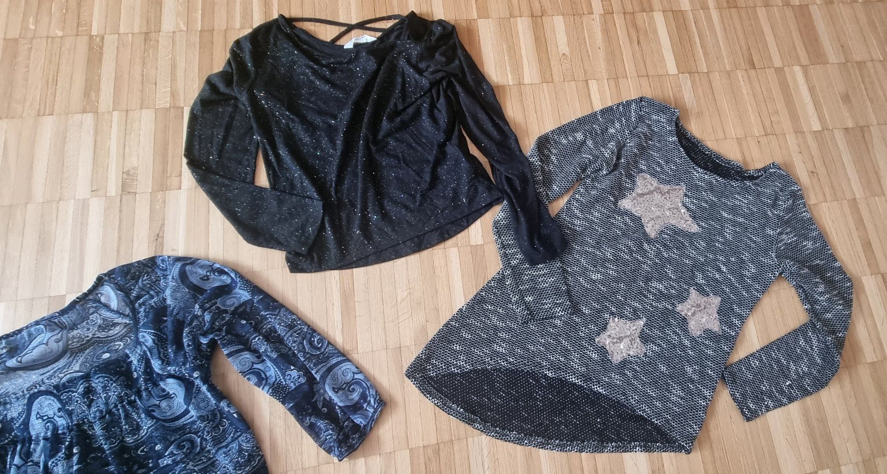 Lots de vêtements: Kleiderpaket: Shirts + Pullover - Gr. S/36 – D'occasion à Neftenbach par DanielaS01020304 1