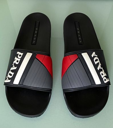 PRADA Logo Pantoletten Gummi Slide Slippers Sandale 44 NEUE