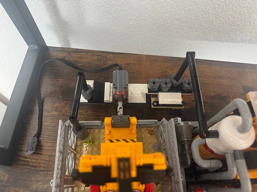 Kit di costruzioni: OIL Pumping Machine Klemmbausteine – Usato da Oensingen venduto da tho_kyl8 3