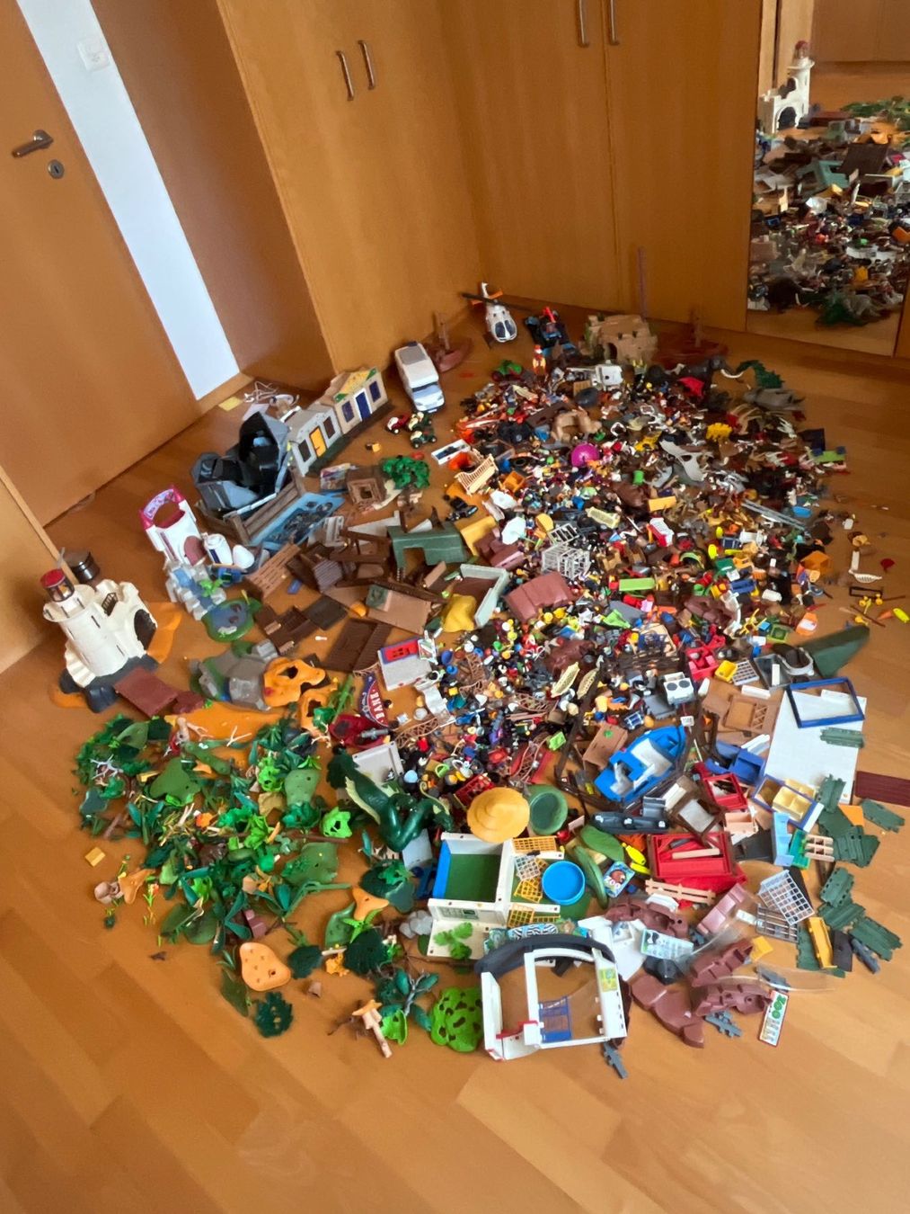 Playmobil Giocattoli: Playmobil riesige Sammlung – Usato da Goldach venduto da SSRConzept 1