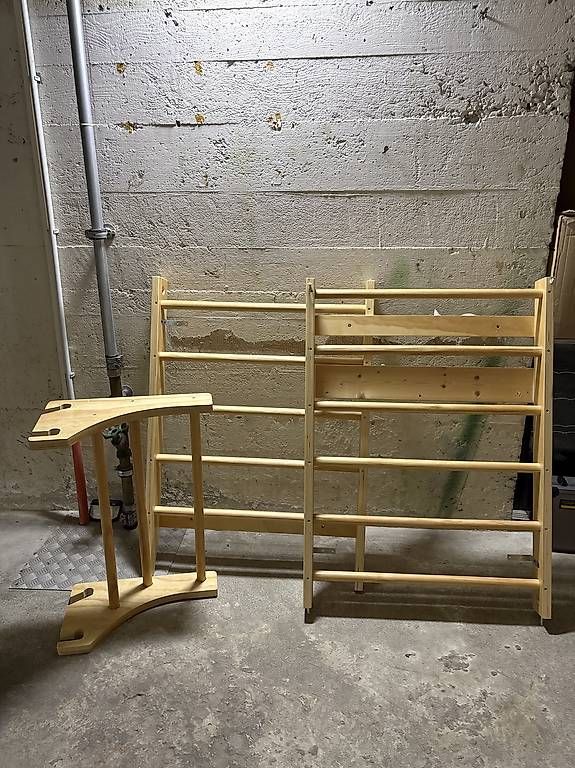 Kletterwände & Klettergriffe: Espalier en bois – Gebraucht aus Châtillens von dako8 2