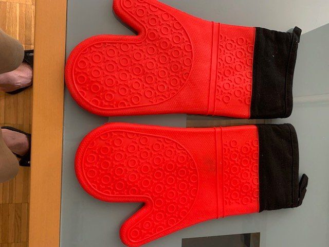 Handschuhe & Handstulpen: Grillhandschuhe – Gebraucht aus Glattbrugg von isidor23