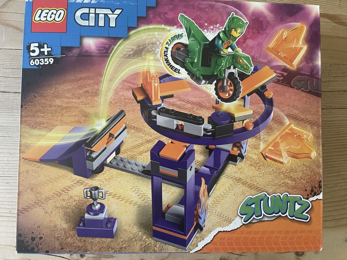 Lego Kit di costruzioni: Lego City – Usato da Basel venduto da Quasimoda