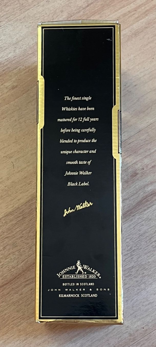 Johnnie Walker Bevande alcoliche: 1L Johnnie Walker Black Label 12 years Extra Special – Nuovo e nell'imballaggio originale da La Neuveville venduto da Oxalis-Studios 3