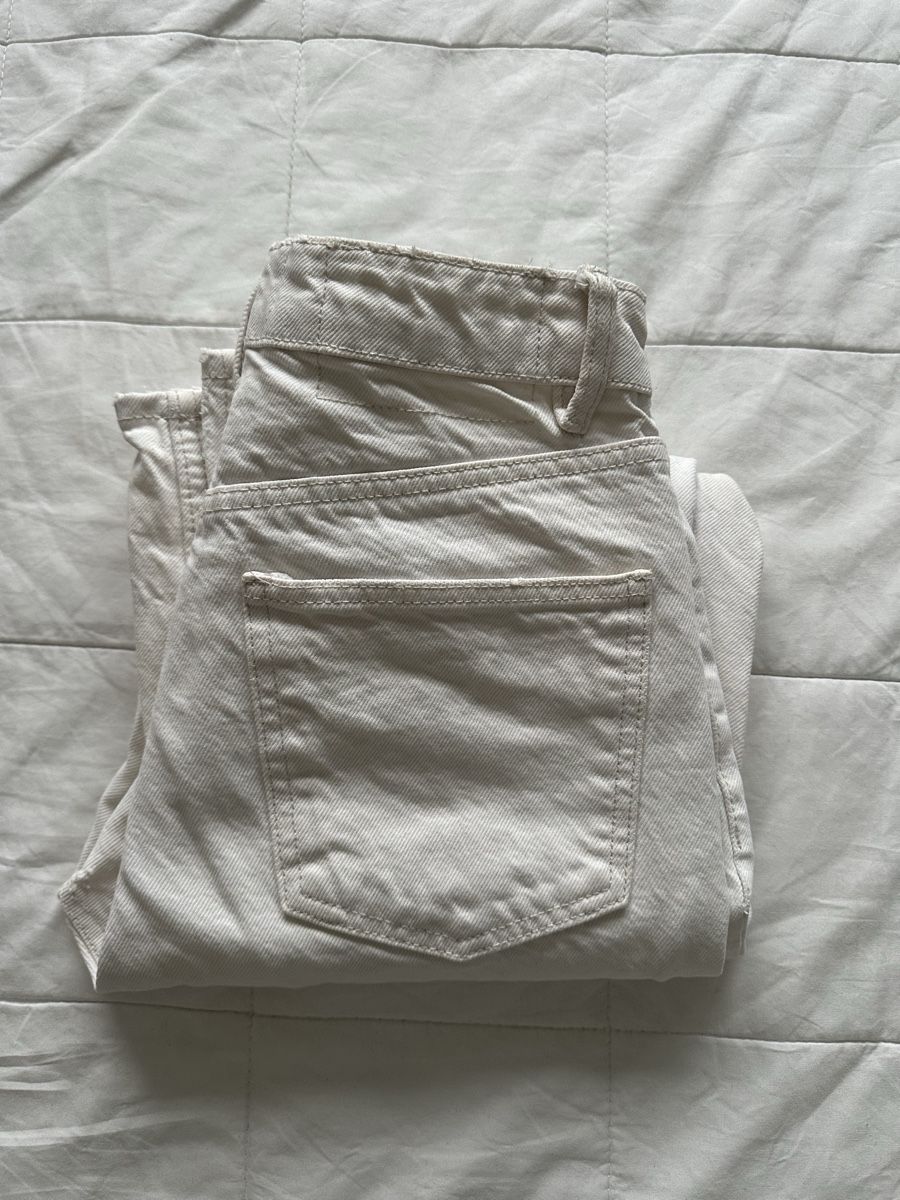 Zara Jeans: Zara Jean blanc, Taille 32/34 – Usato da Geroldswil venduto da MeganeMegane