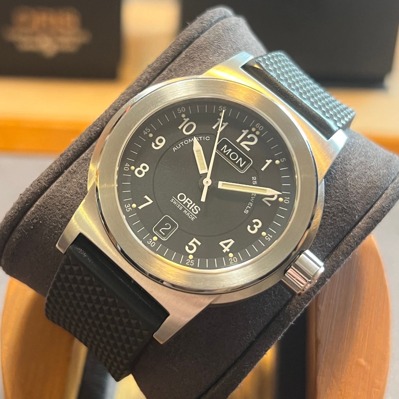 Oris Uhren: FLASH SALE Oris BC3 Day-Date Automatic Full Set 635.7500.416 – Gebraucht aus Carouge GE von Watchaser 8