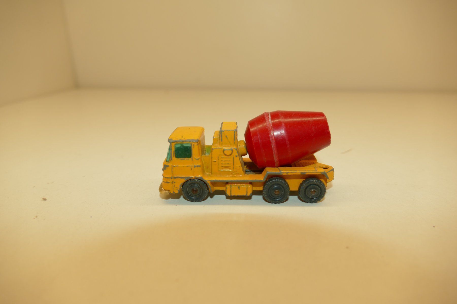 Modellini d'auto: Husky: ERF 66GX Truck – Usato da Niederhasli venduto da rail-duerst 1