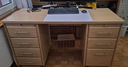 Schreibtisch mit 2 Korpus, top Qualität