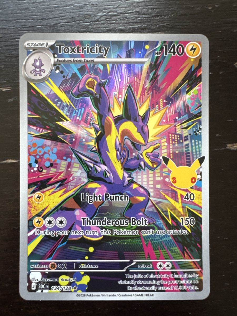 Pokémon Sammelbilder & Trading cards: Toxtrocity 134/128 EN – Neu (gemäss Beschreibung) aus Erlenbach ZH von CAUGHTTHEMALL