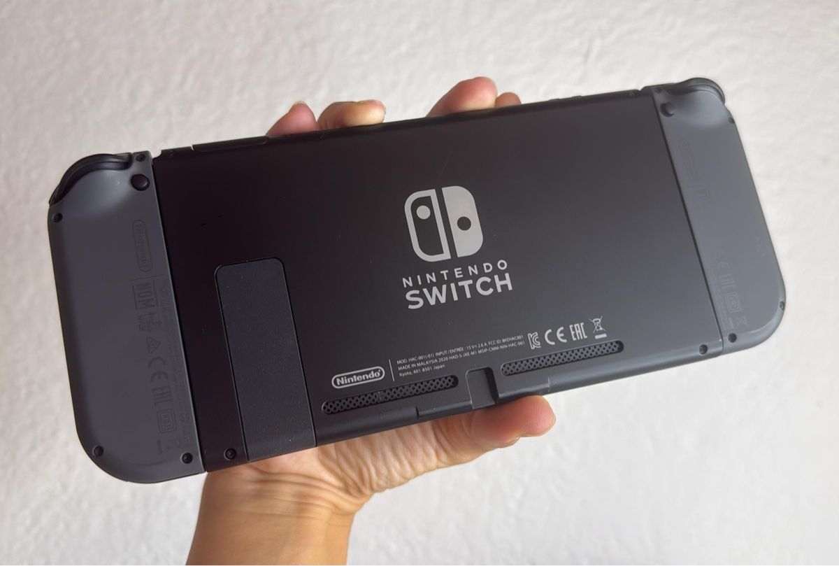 Nintendo Konsolen: Nintendo Switch Console - with a screen protector! – Gebraucht aus Ehrendingen von bubulence 1