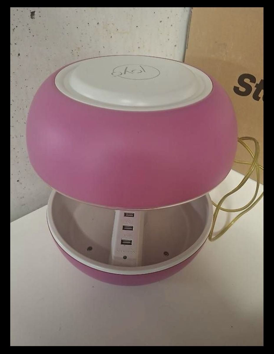 Lampade: Lampe de table Joyo rose avec prises USB intégré – Usato da St-Cergue venduto da ste_bjn2