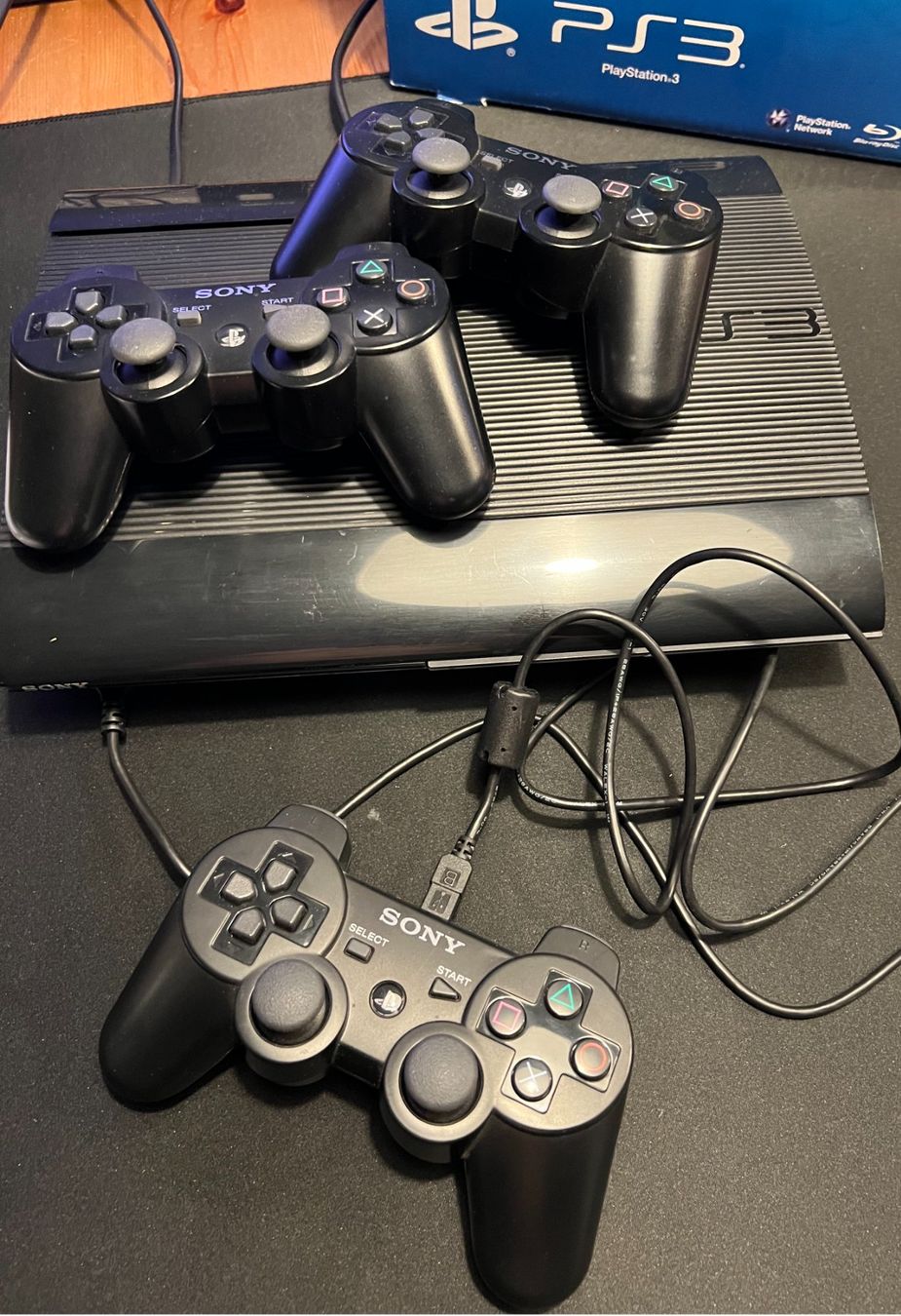 Sony Consoles: PS 3 mit Playstation Move und Buzz! – D'occasion à Uster par Stoessda 1