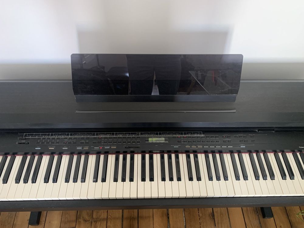 Digital Keyboard Roland KR 3000 Acheter sur Ricardo
