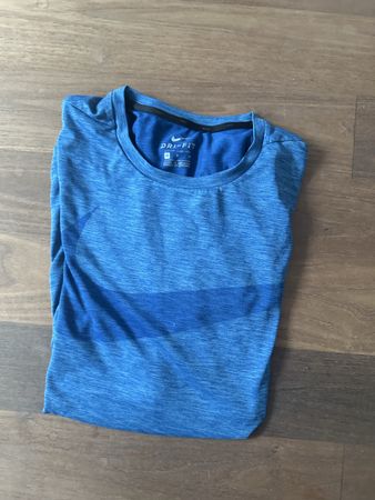 Nike Dri-FIT T-Shirt blau Grösse M guter Zustand
