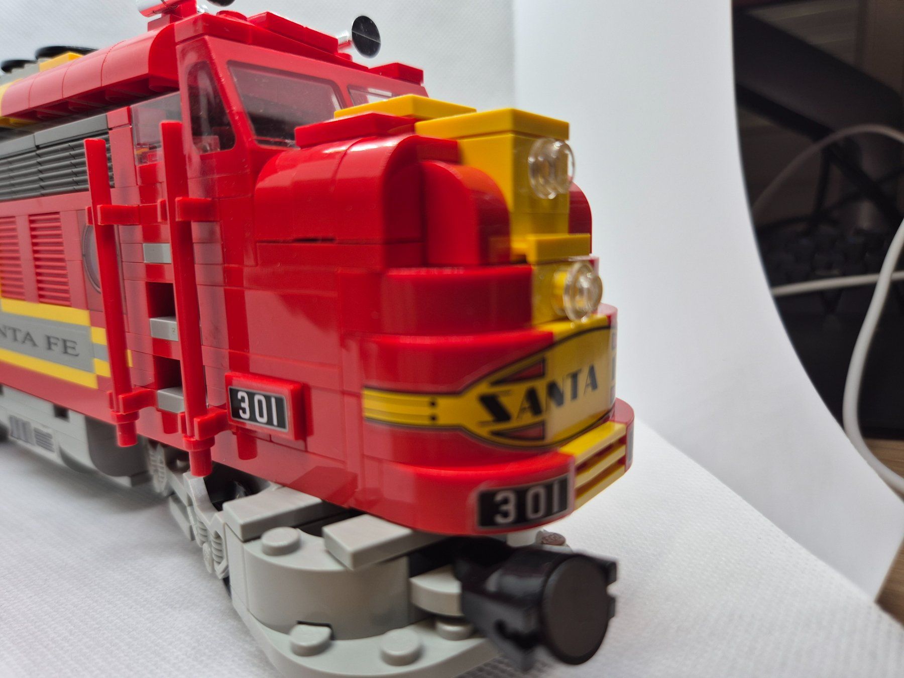 Lego Kit di costruzioni: Lego 10020 Santa Fe Super Chief – Usato da Rickenbach b. Wil venduto da agu_6jgz 7