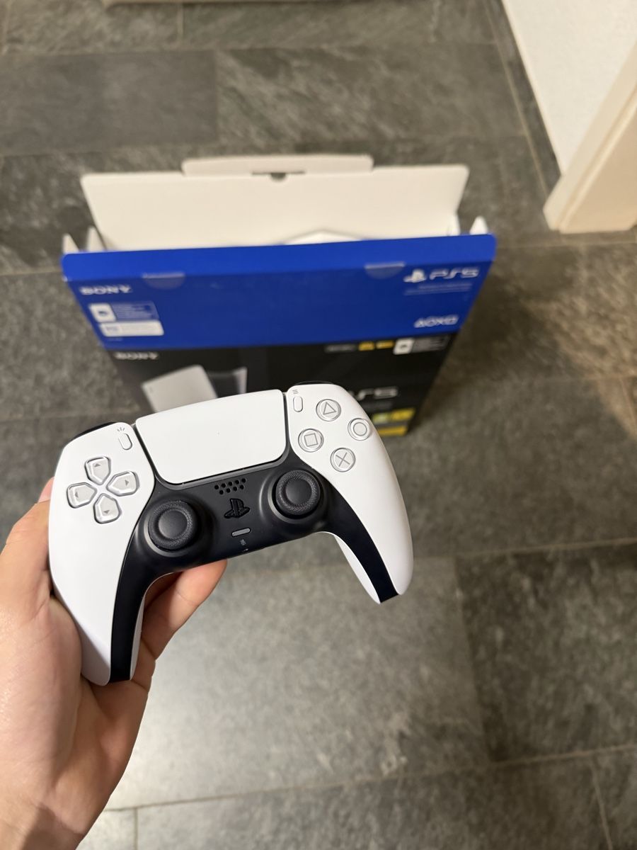 Sony Consoles: PS5 Digital Edition gebraucht  – Neuf (Voir description) à Spiez par vvo_627h 2