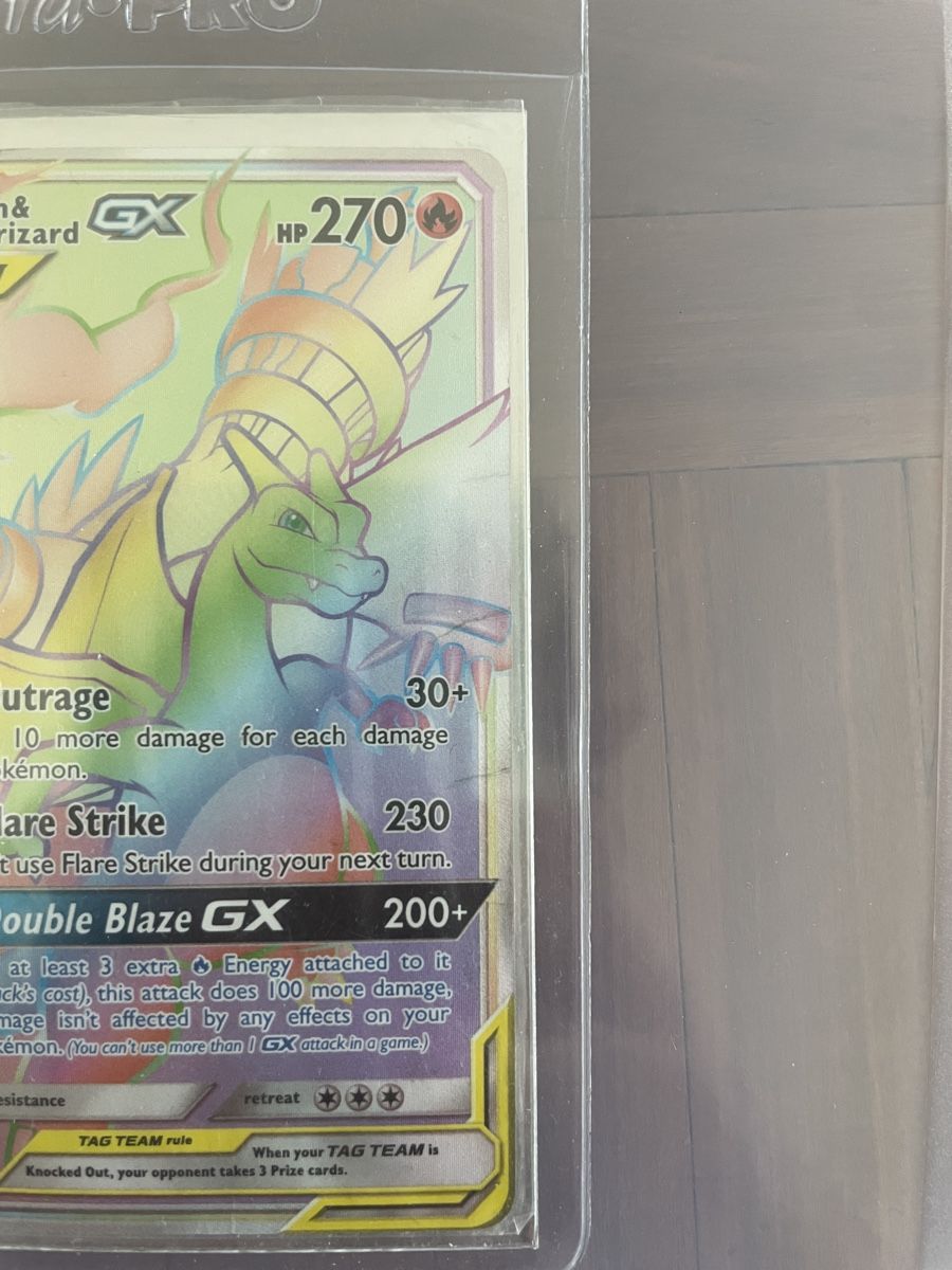 Pokémon Carte collezionabili: Rare Reshiram & Charizard GX Raibow #217 – Usato da Zürich venduto da ahorn1234 2